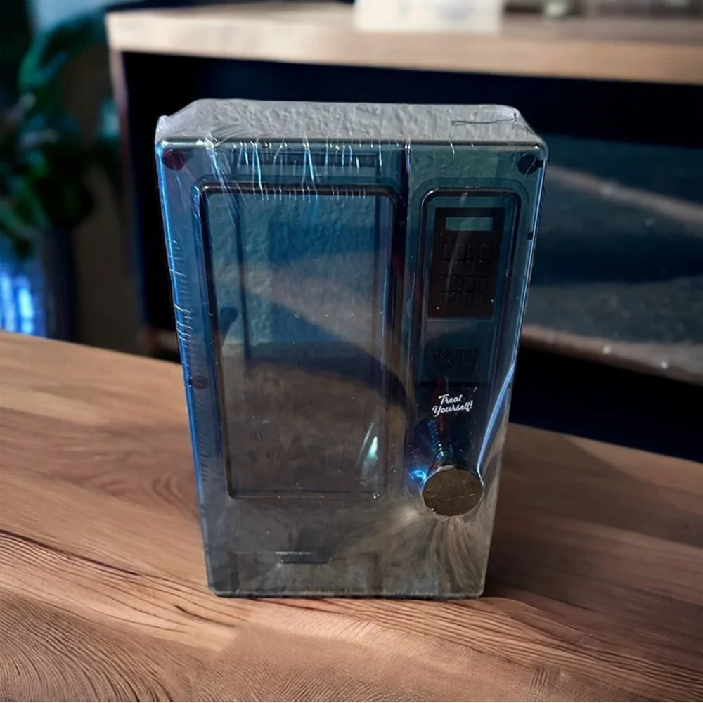 Mini Candy Dispenser for Desktop New in packaging!!
